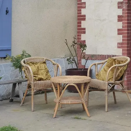 Le Presbytere Bed & Breakfast *